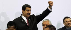 Presidente Nicolás Maduro defiende la Patria de 30 millones de venezolanos