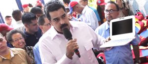 Presidente Maduro entregó canaimita número 5 millones